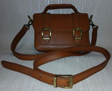 کیف چرم دستدوز دخترانه با طراحی خاص و ظریف