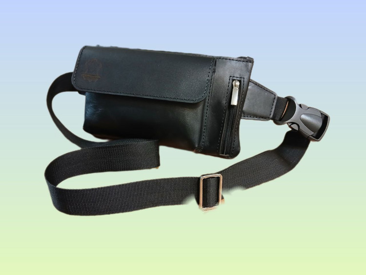 کیف کمری چرمی دستدوز مناسب پیادهروی و دوچرخهسواری