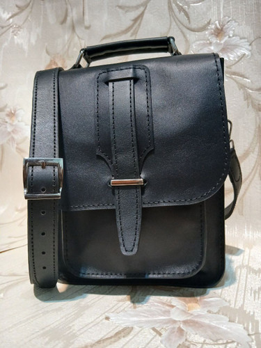 کیف حمایلی و دوشی چرم طبیعی دستدوز زیباس چرم