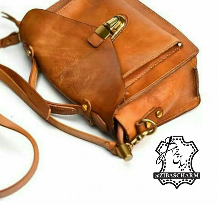 کیف زنانه چرم دست دوز زیباس چرم