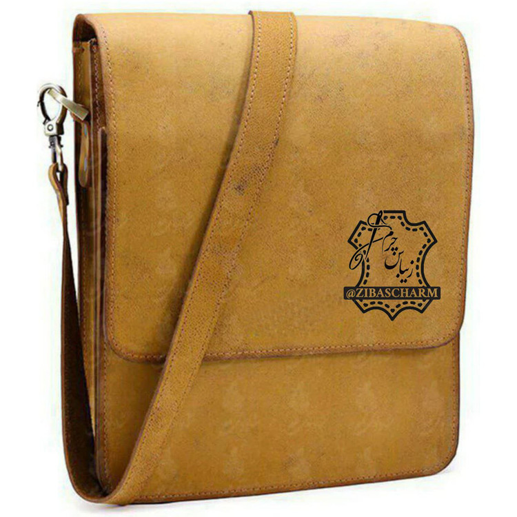 کیف دوشی اسپرت چرم طبیعی دست دوز زیباس چرم