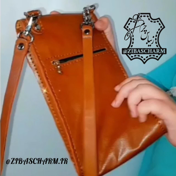 کیف دوشی چرم طبیعی دستدوز زیباس چرم